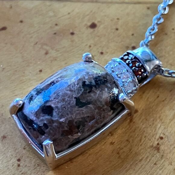 Natural Yooperlite Red Garnet Necklace - Picture 2 of 8